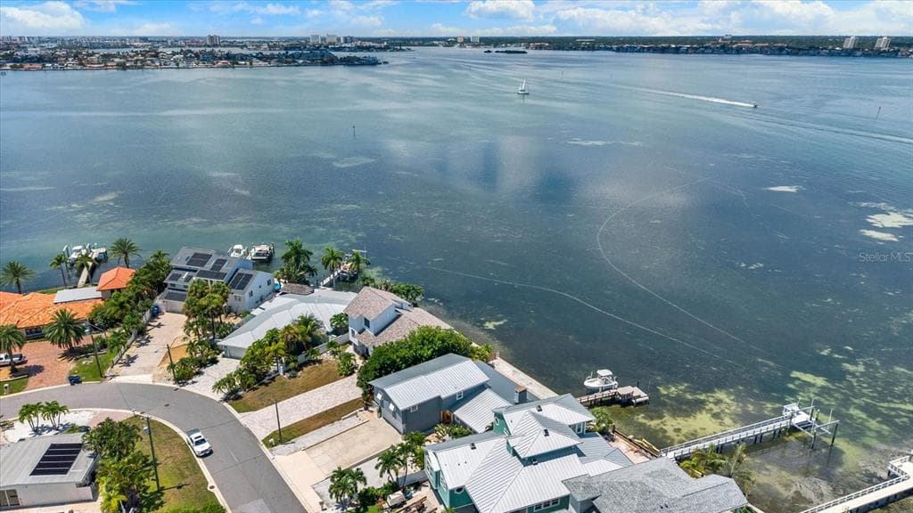 960 BOCA CIEGA ISLE DRIVE photo 4