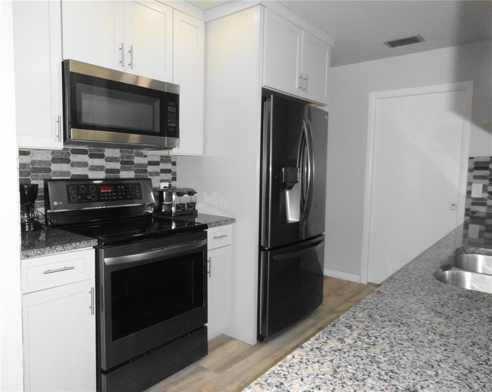 5226 NEVILLE TERRACE photo 4