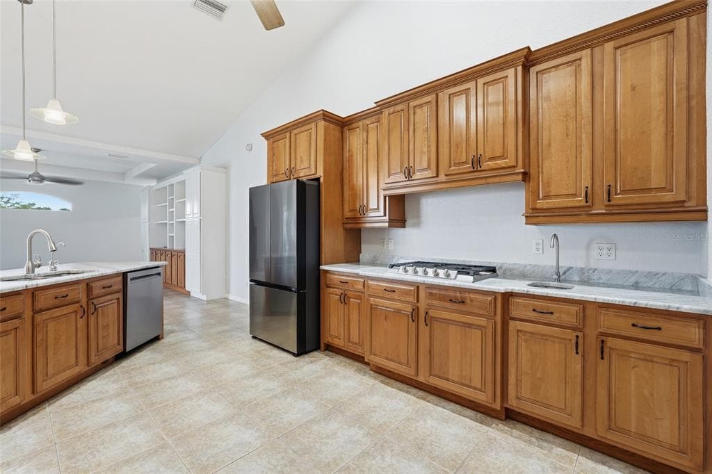 470 SPRING LAKE BOULEVARD NW photo 13