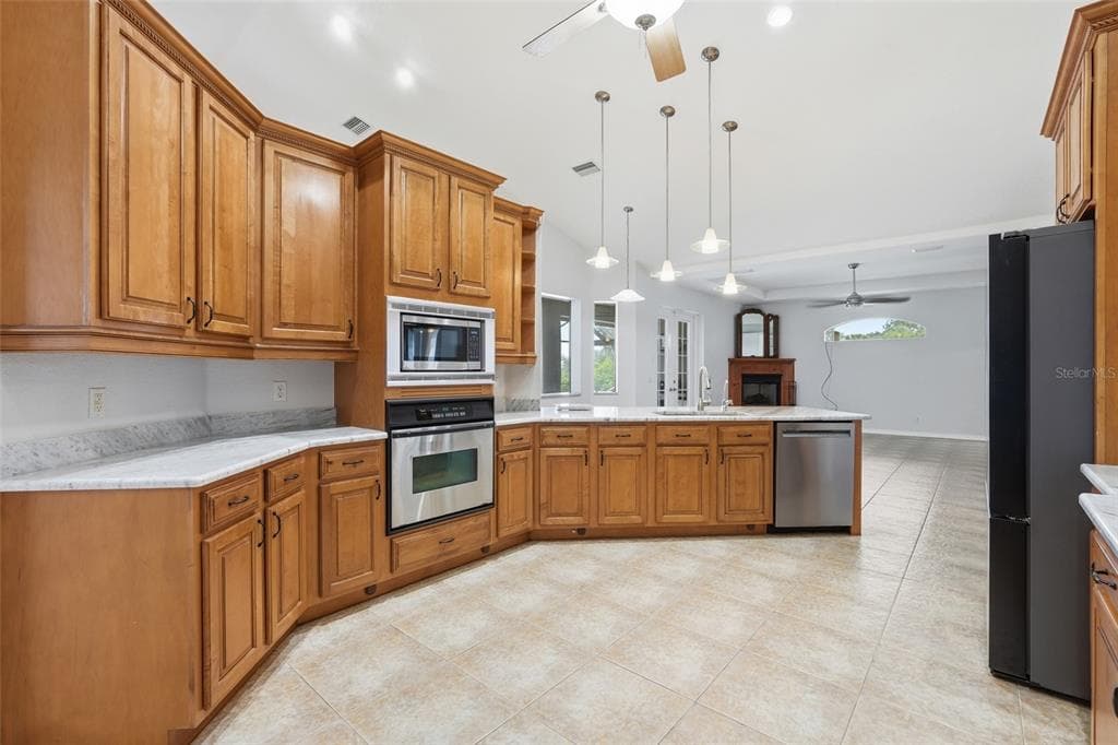470 SPRING LAKE BOULEVARD NW photo 12