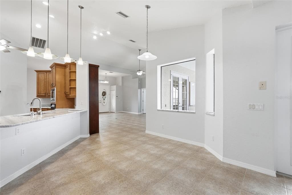 470 SPRING LAKE BOULEVARD NW photo 14