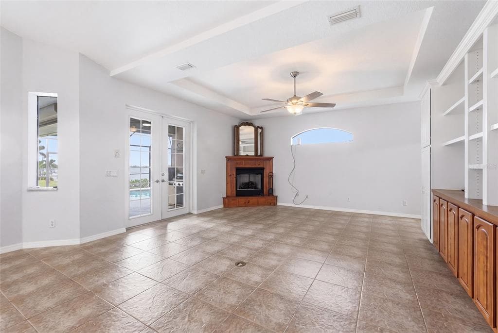 470 SPRING LAKE BOULEVARD NW photo 15