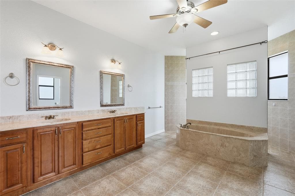 470 SPRING LAKE BOULEVARD NW photo 19