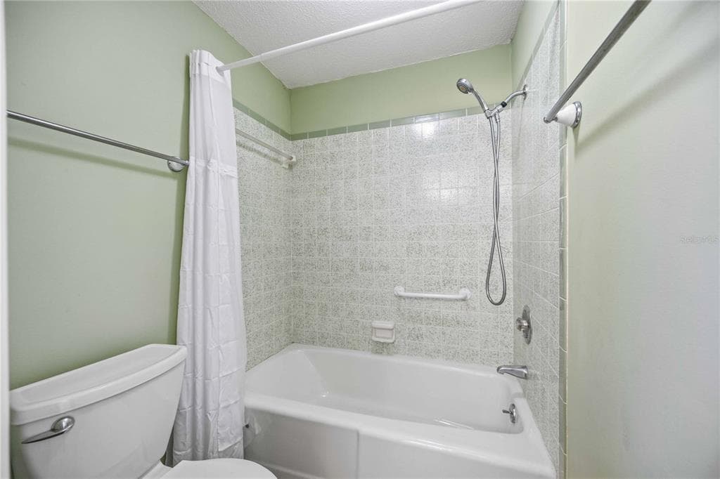 706 QUAIL COURT photo 19