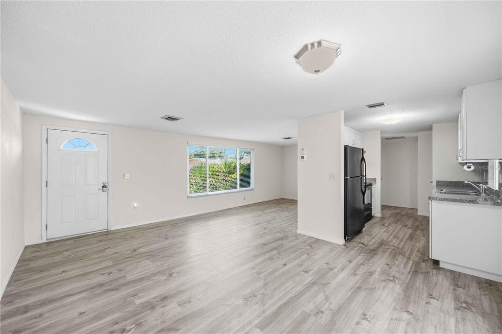 706 QUAIL COURT photo 8