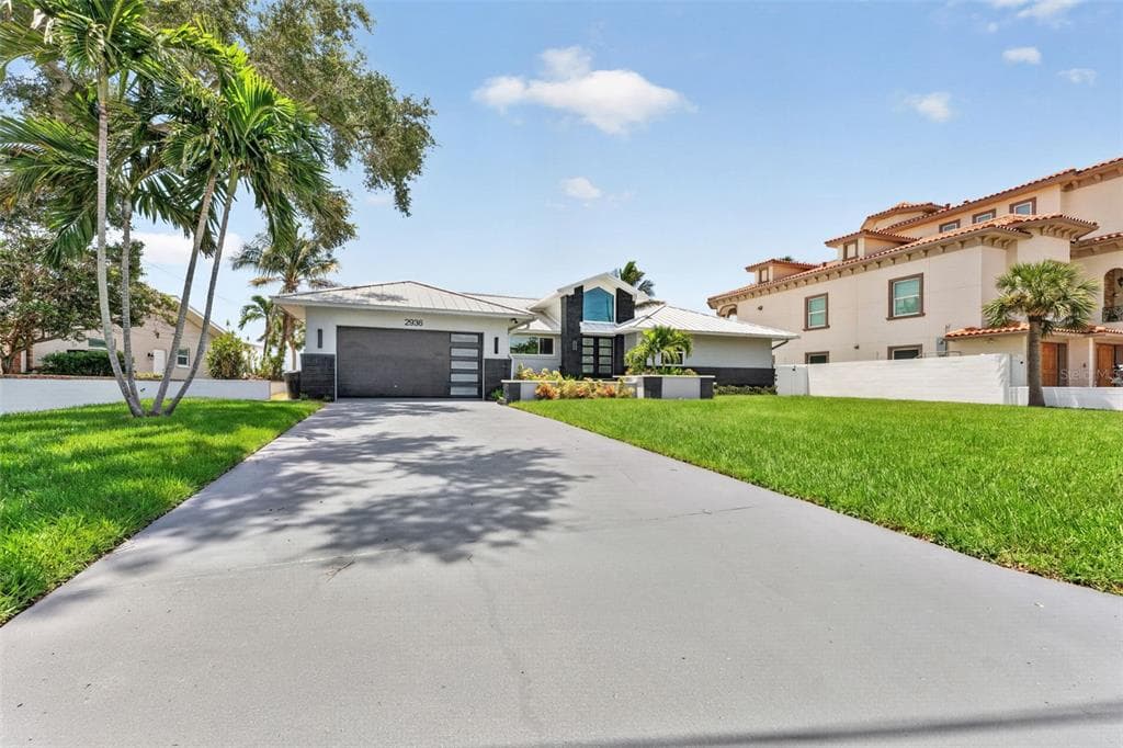 2936 68TH AVENUE S photo 1
