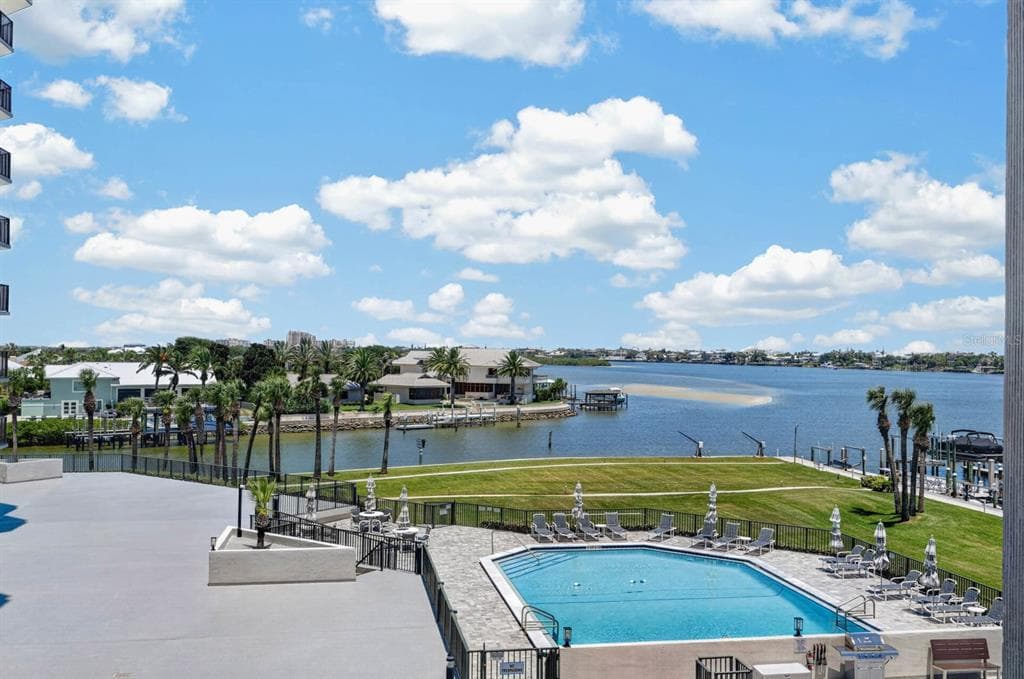 503 N CAUSEWAY 2020 photo 4