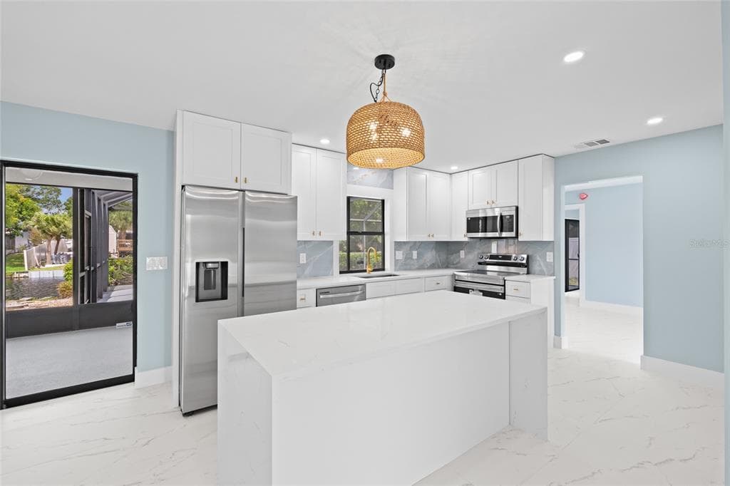 1116 76TH STREET NW photo 3
