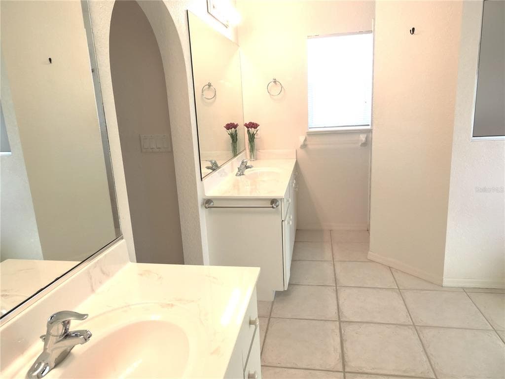 110 MARINER LANE photo 23