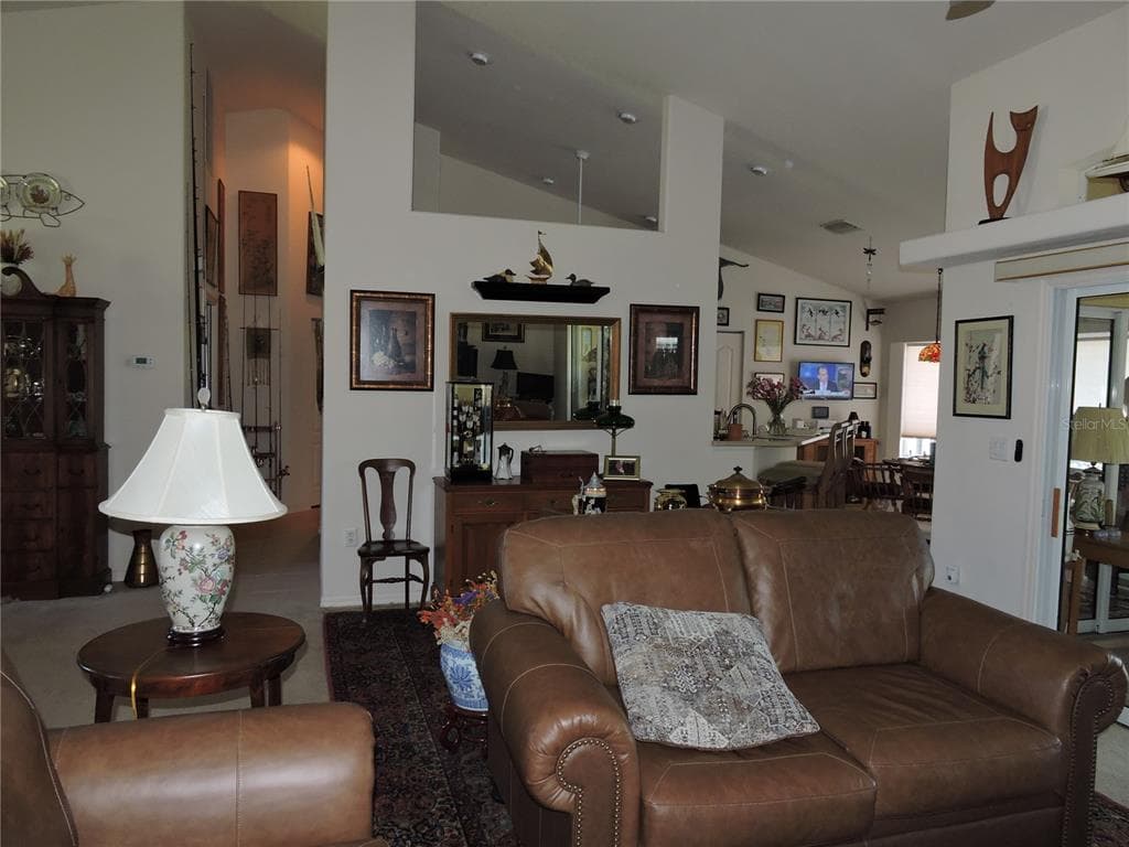 110 MARINER LANE photo 7