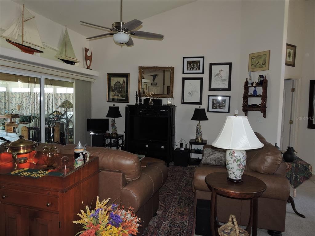 110 MARINER LANE photo 8