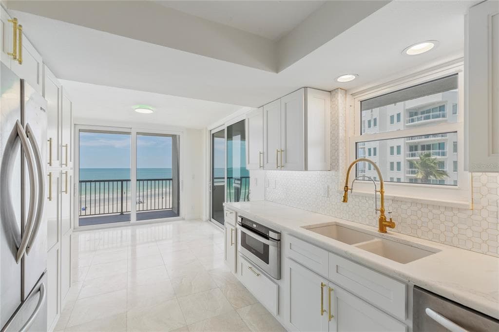 1600 GULF BOULEVARD 414 photo 14