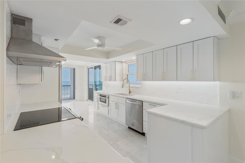 1600 GULF BOULEVARD 414 photo 19
