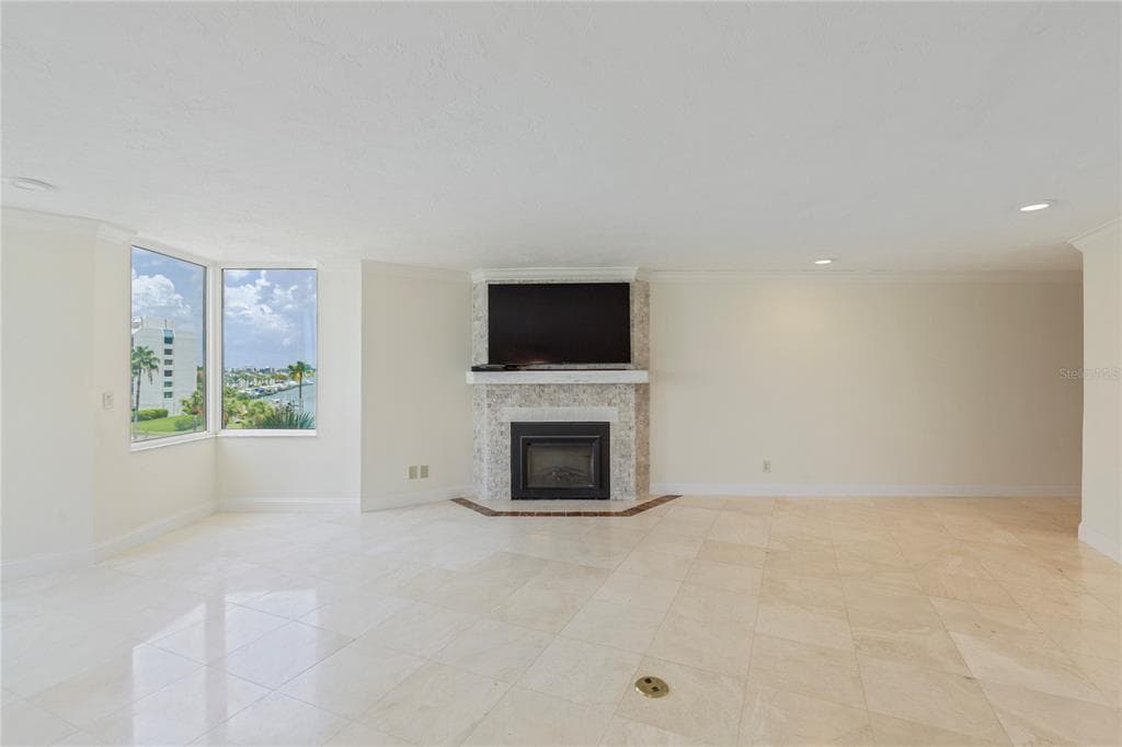1600 GULF BOULEVARD 414 photo 8