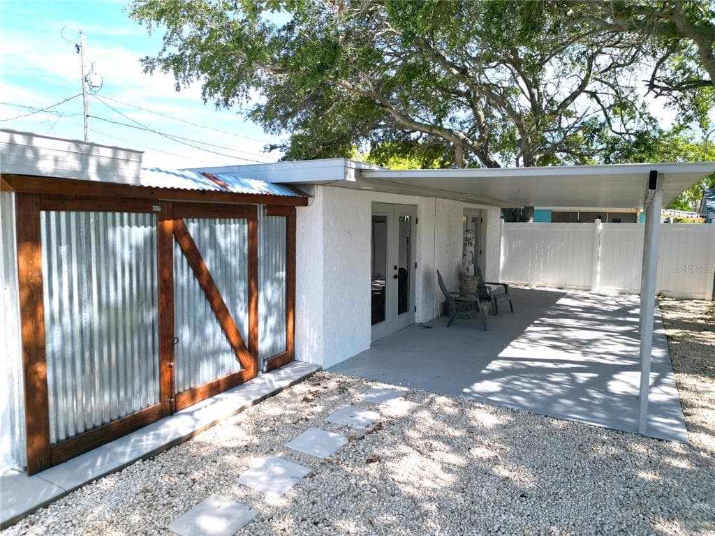 13400 CAROL DRIVE photo 20