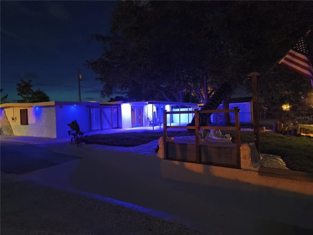 13400 CAROL DRIVE photo 4