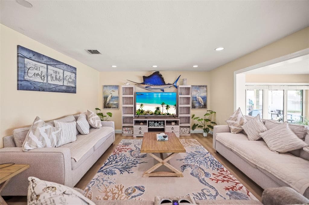 6360 2ND PALM POINT photo 8