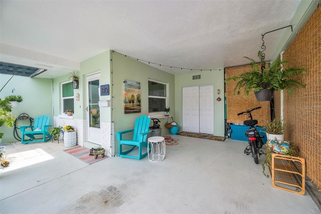 845 SKY LOCH DRIVE S photo 6