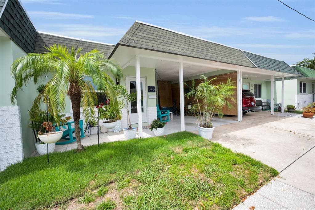 845 SKY LOCH DRIVE S photo 3