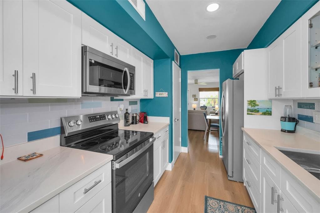 845 SKY LOCH DRIVE S photo 18