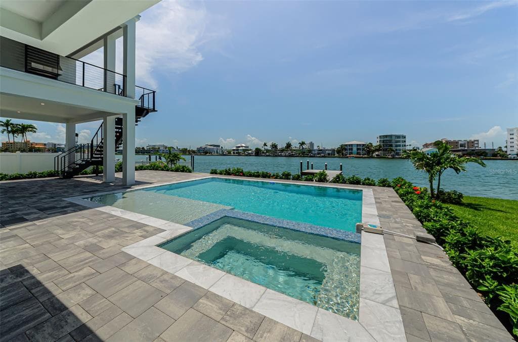 43 DOLPHIN DRIVE photo 2