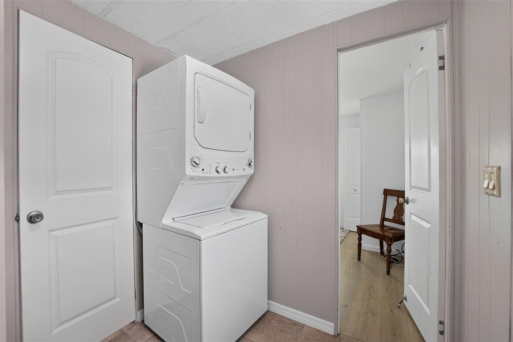 7424 WIDNESS LANE photo 24
