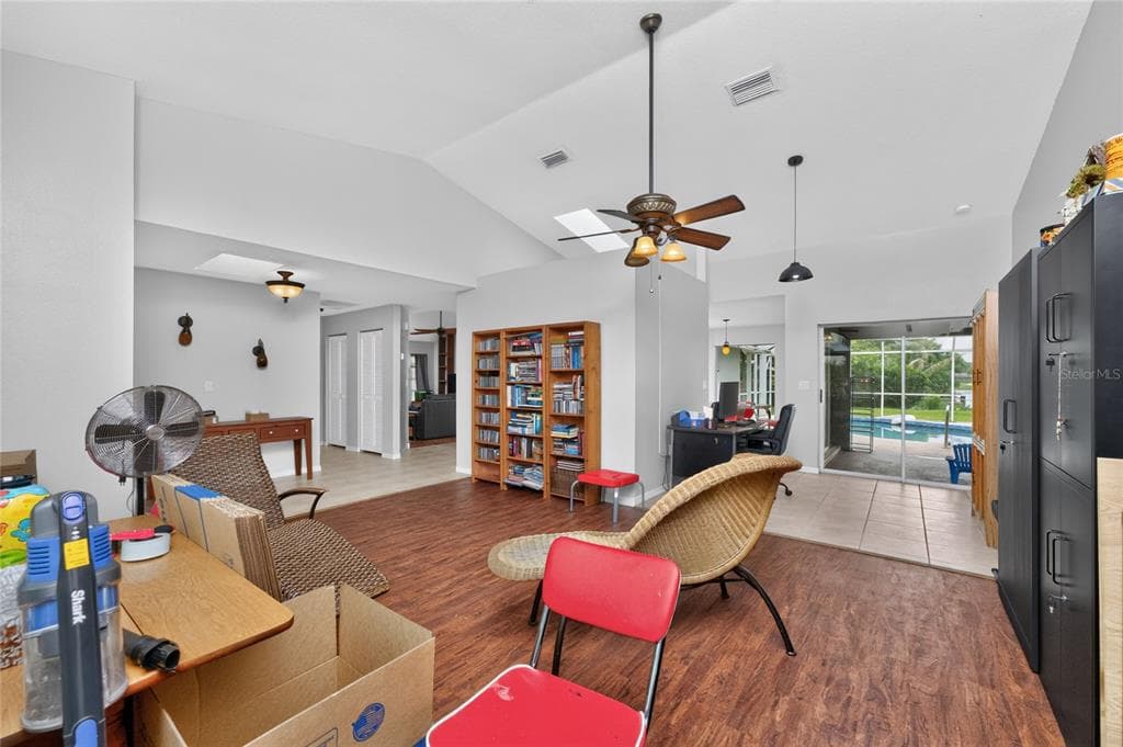 2466 NEWBURY STREET photo 6