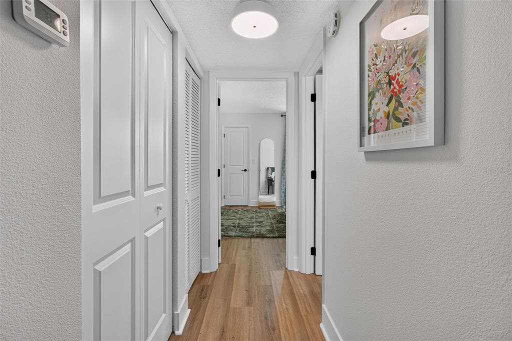 7625 SUN ISLAND DRIVE S 103 photo 17