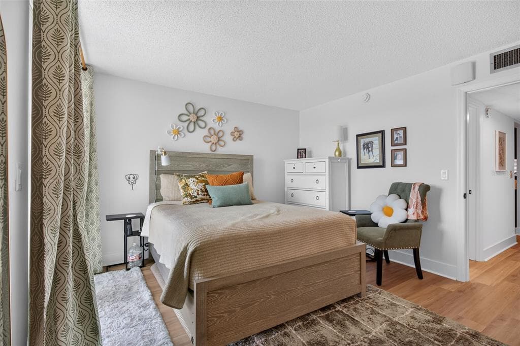7625 SUN ISLAND DRIVE S 103 photo 19