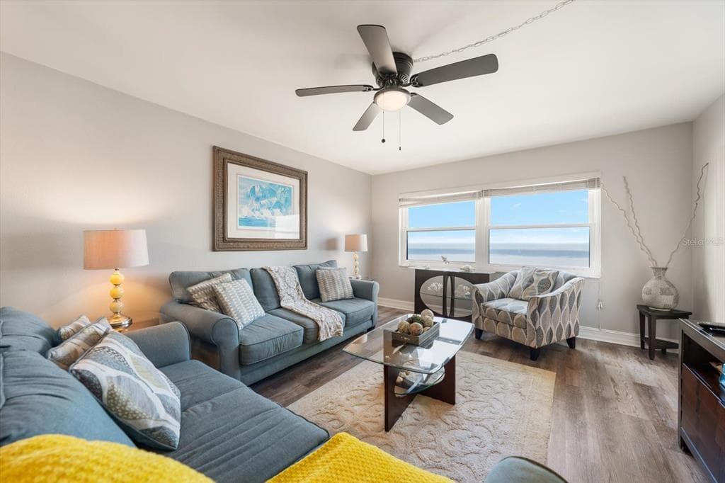 1270 GULF BOULEVARD 1503 photo 10