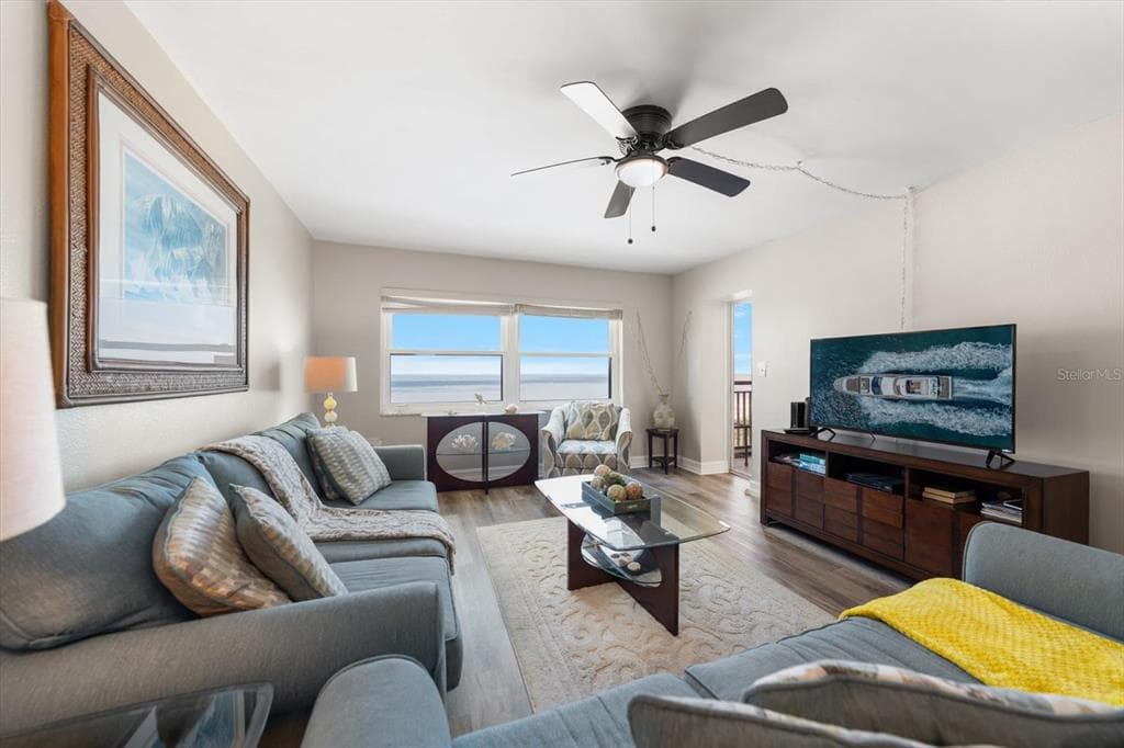 1270 GULF BOULEVARD 1503 photo 11