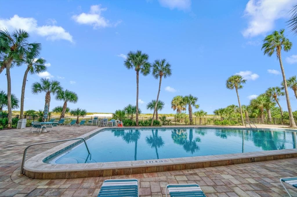 1270 GULF BOULEVARD 1503 photo 25