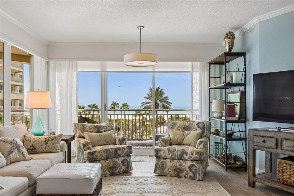 1170 GULF BOULEVARD 403 photo 6