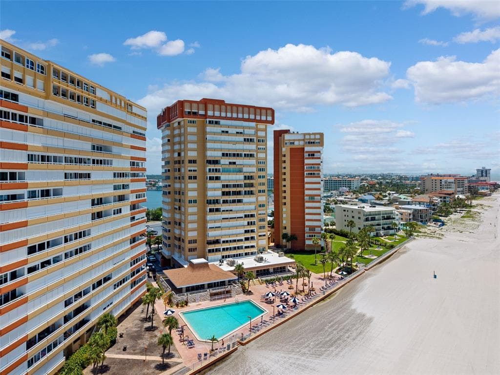17940 GULF BOULEVARD 11E photo 3