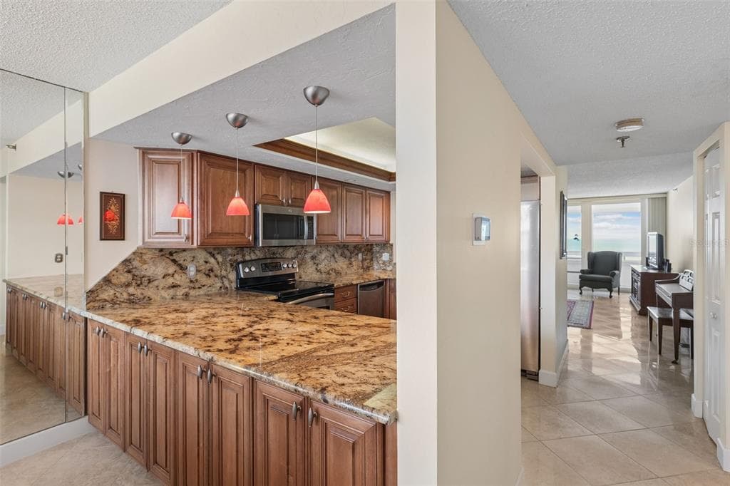 17940 GULF BOULEVARD 11E photo 15