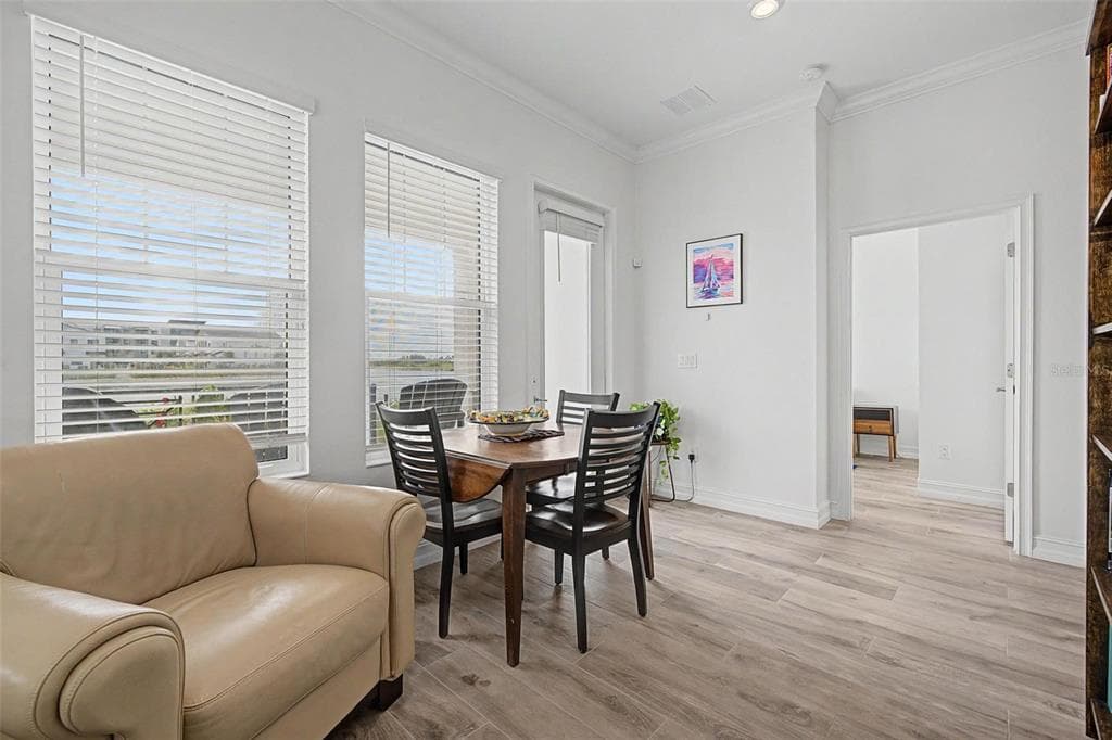 5351 BRIDGE STREET 38 photo 12