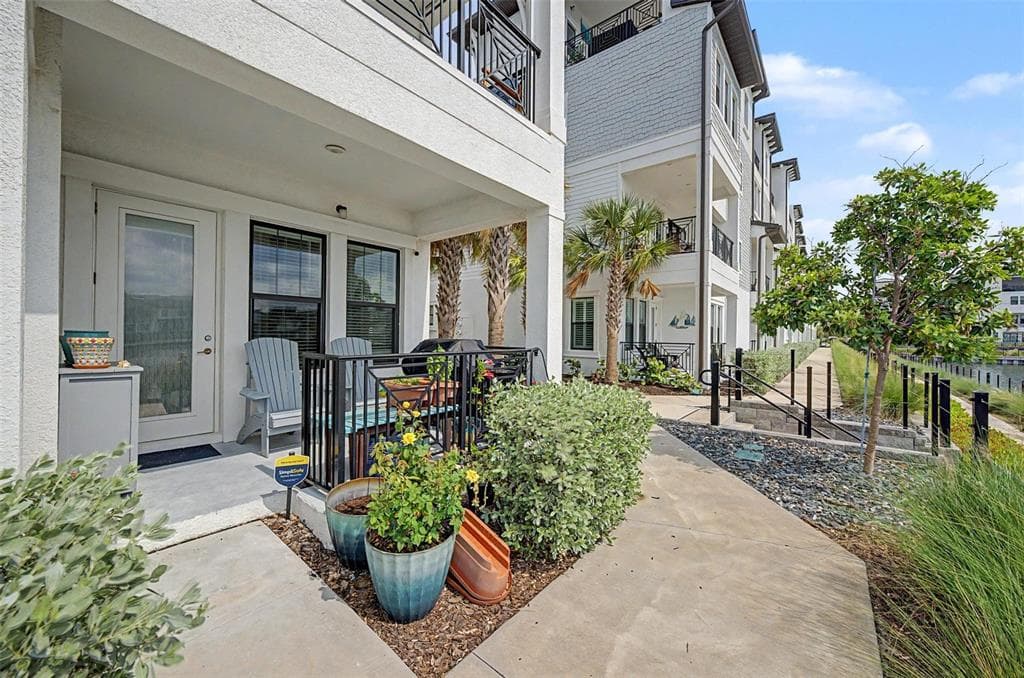 5351 BRIDGE STREET 38 photo 10
