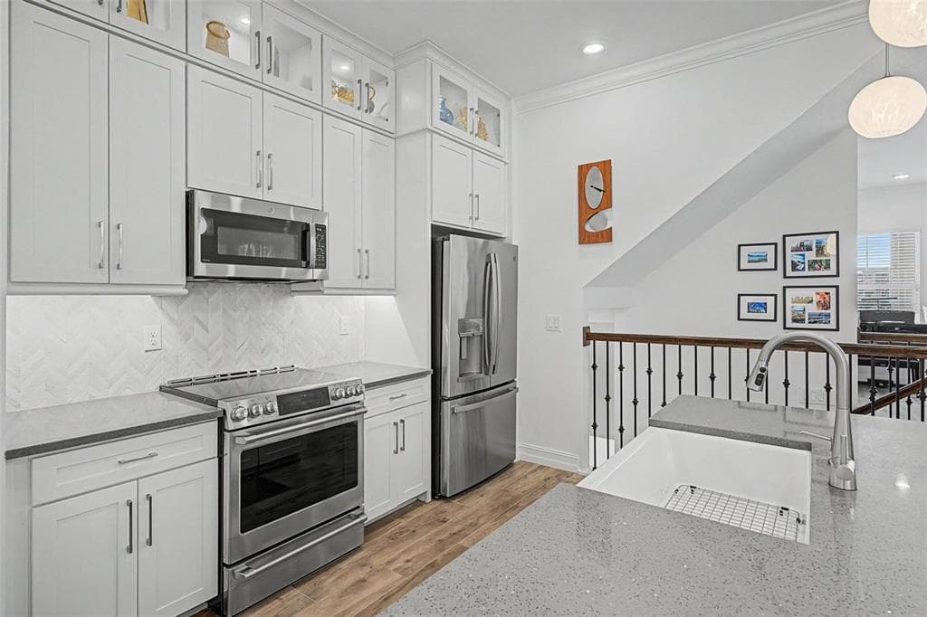 5351 BRIDGE STREET 38 photo 15