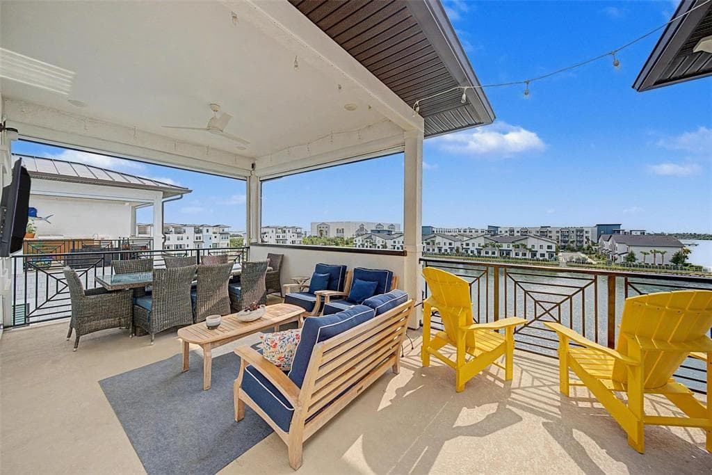 5351 BRIDGE STREET 38 photo 4