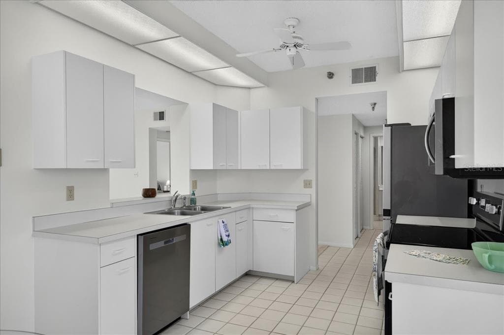 8001 SAILBOAT KEY BOULEVARD S 201 photo 12