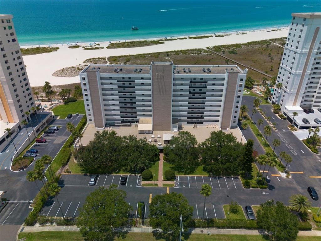 1250 GULF BOULEVARD 706 photo 1