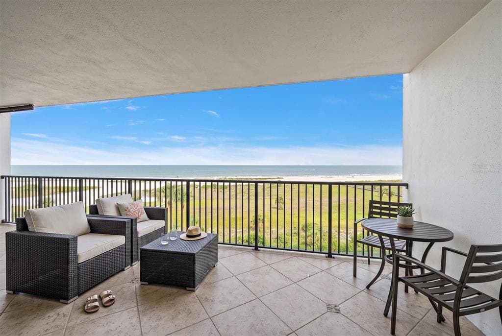 1250 GULF BOULEVARD 706 photo 9