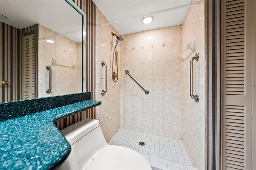 1250 GULF BOULEVARD 706 photo 24