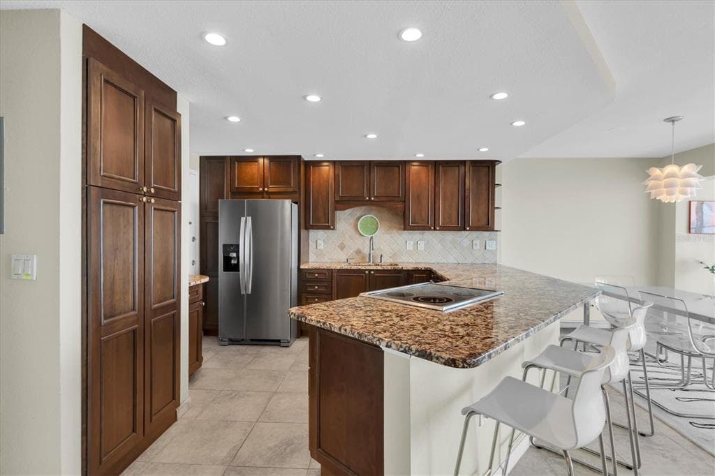 7200 SUNSHINE SKYWAY LN S 15H photo 17