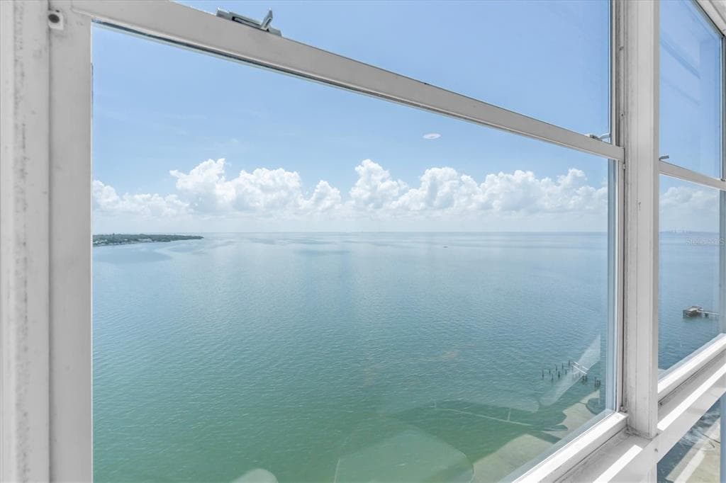 7200 SUNSHINE SKYWAY LN S 15H photo 8