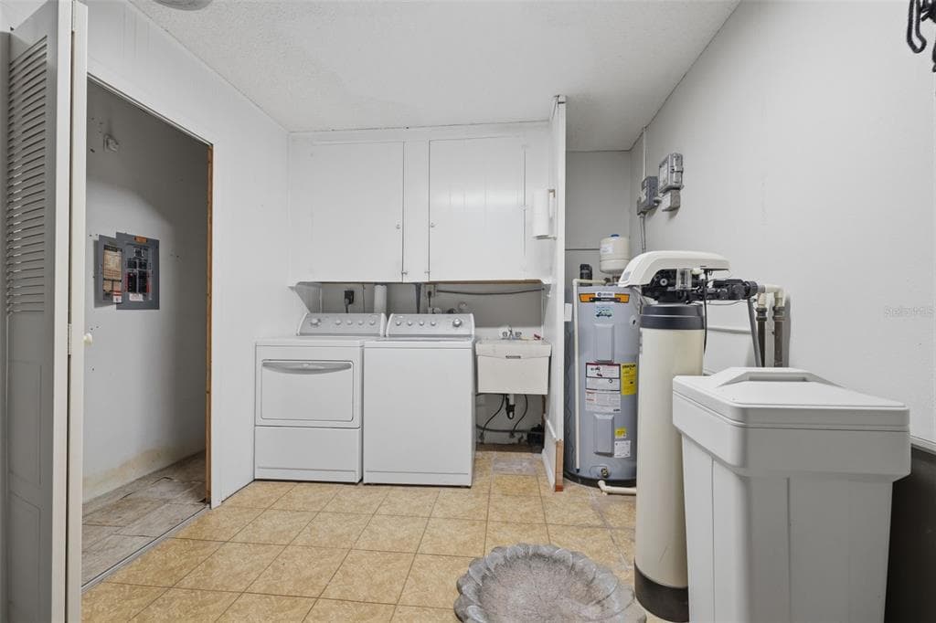 2722 SHERBROOKE LANE D photo 24