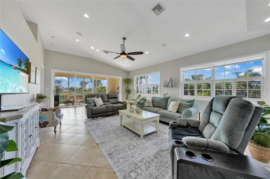 196 TARPON COVE BOULEVARD 722 photo 6