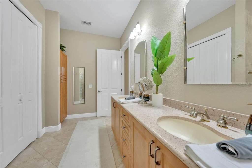 196 TARPON COVE BOULEVARD 722 photo 24