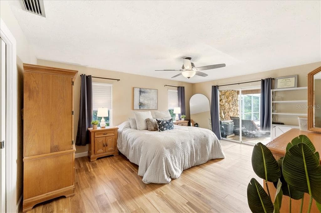 413 SIGNORELLI DRIVE photo 22