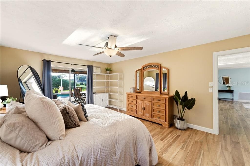 413 SIGNORELLI DRIVE photo 24